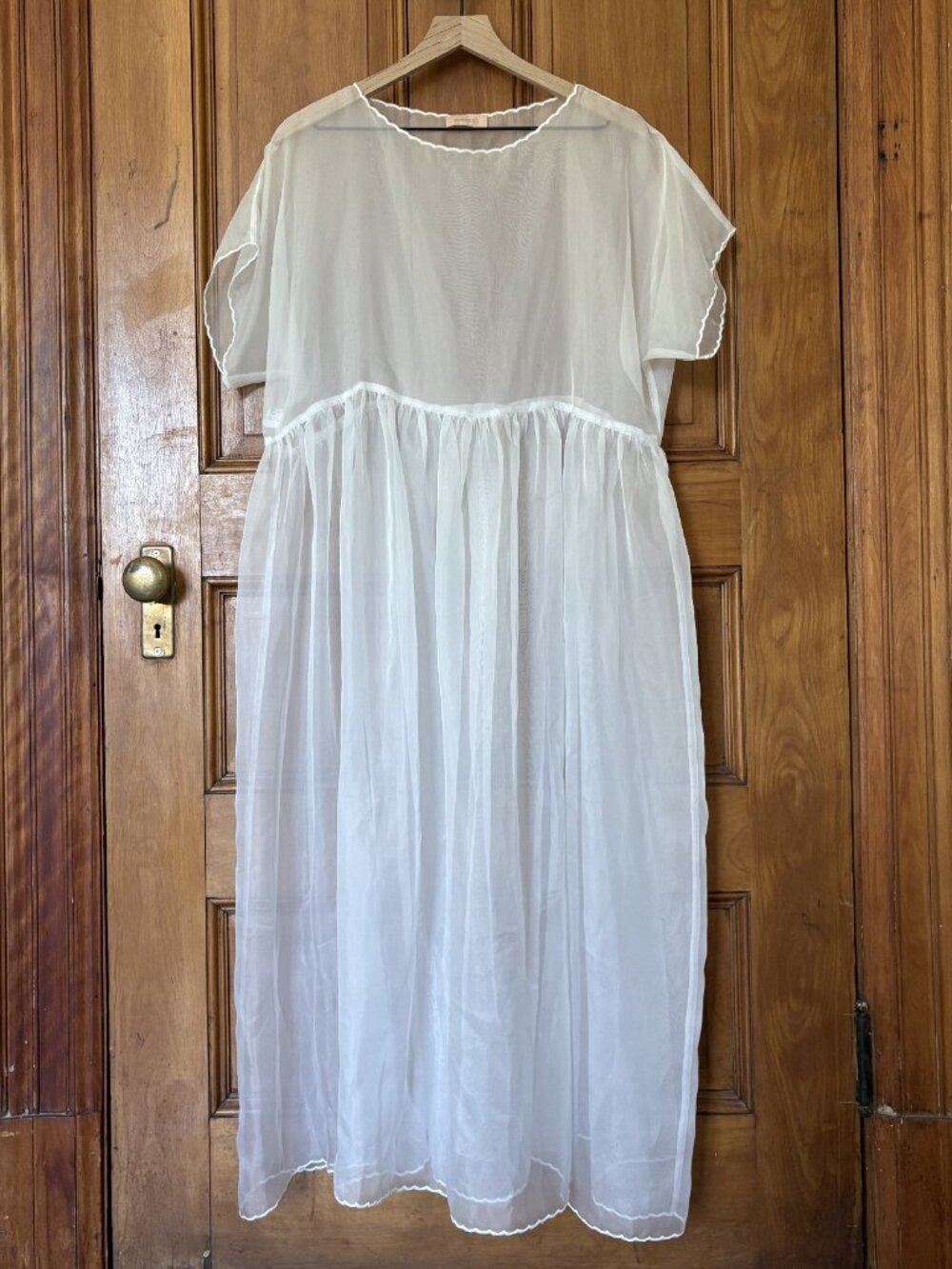 Noemiah Embroidered Tulip Dress